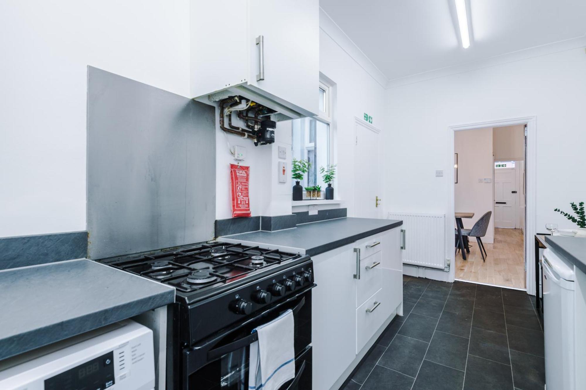Holiday home Foxton House Stylish 3bed Retreat - Walk To Coventry's Delights Coventry