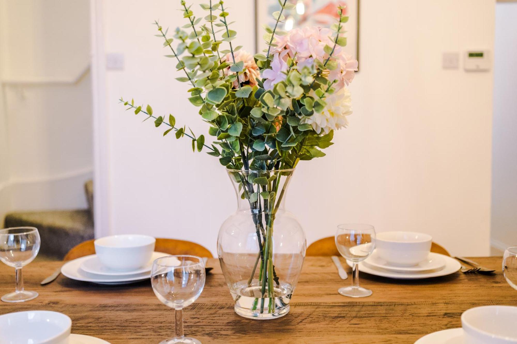 Foxton House Stylish 3bed Retreat - Walk To Coventry's Delights Holiday home